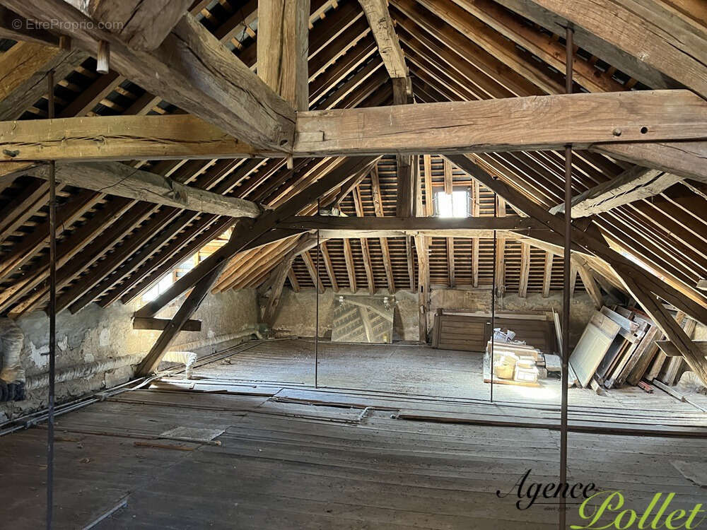 Maison à AUBIGNY-SUR-NERE