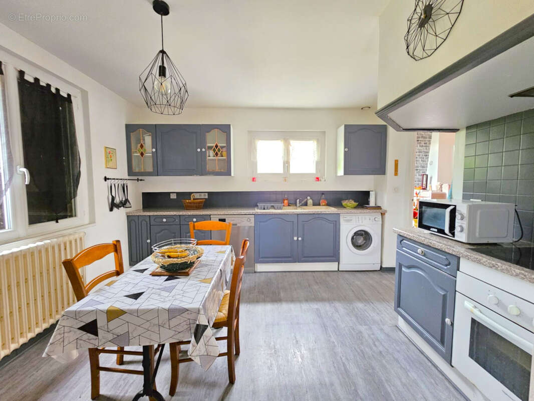 Maison à SAINTE-LIVRADE-SUR-LOT