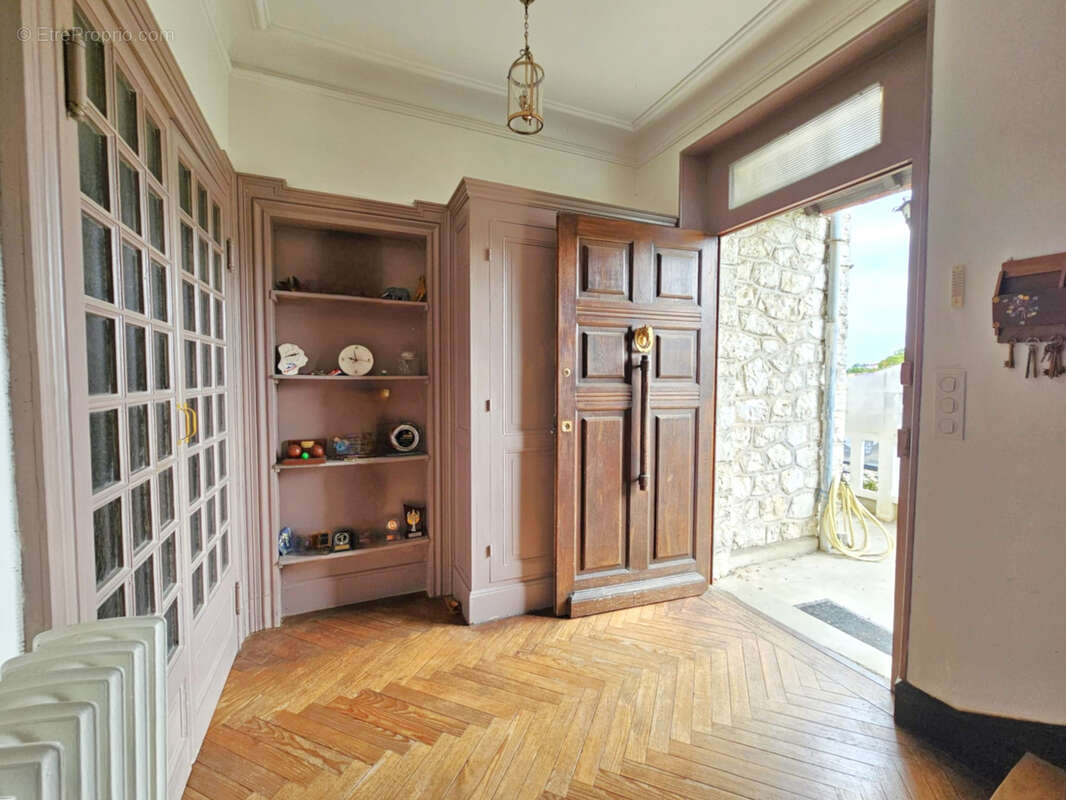 Maison à SAINTE-LIVRADE-SUR-LOT