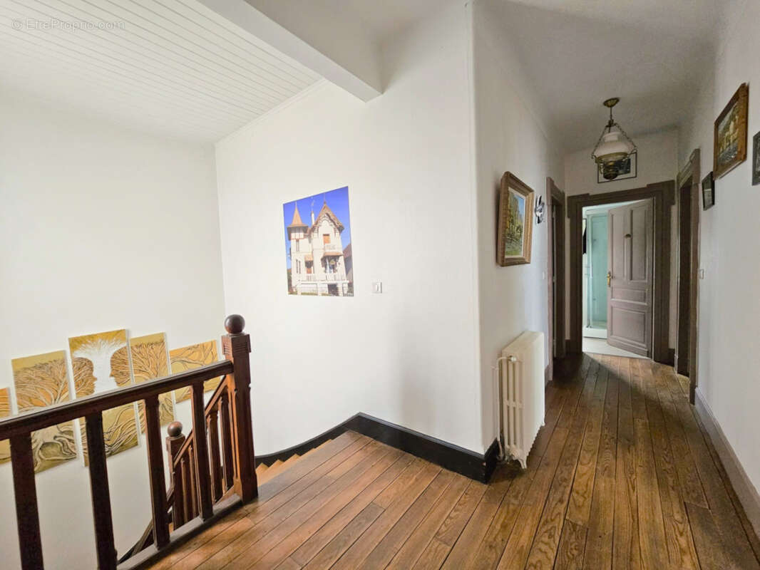 Maison à SAINTE-LIVRADE-SUR-LOT