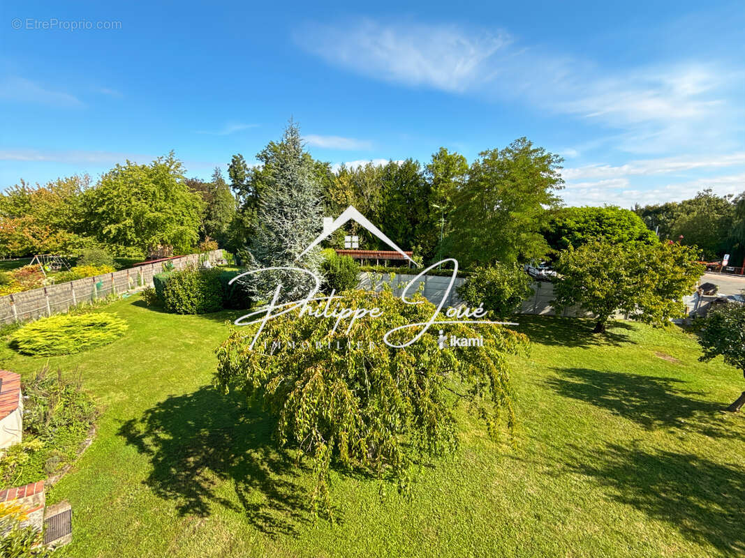 Maison à MALAY-LE-GRAND
