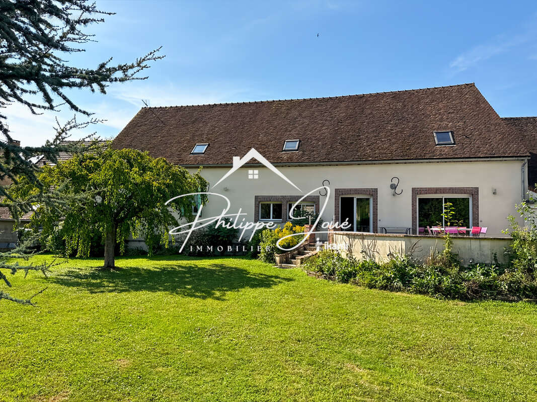 Maison à MALAY-LE-GRAND