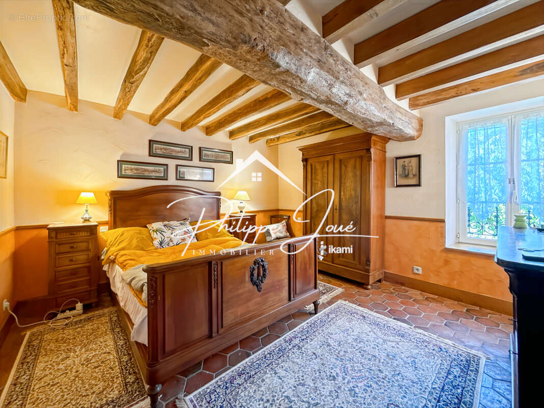 Maison à MALAY-LE-GRAND