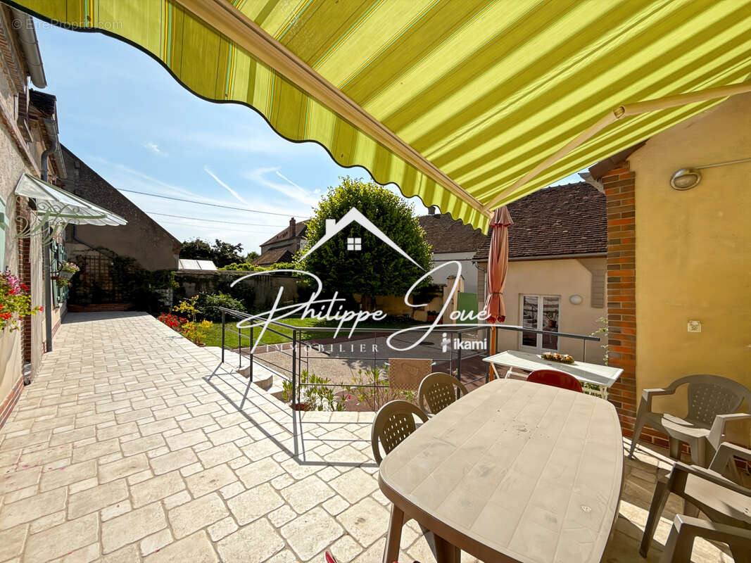 Maison à MALAY-LE-GRAND