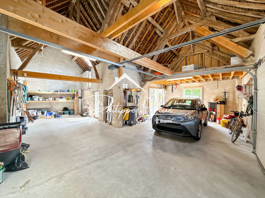 Maison à MALAY-LE-GRAND