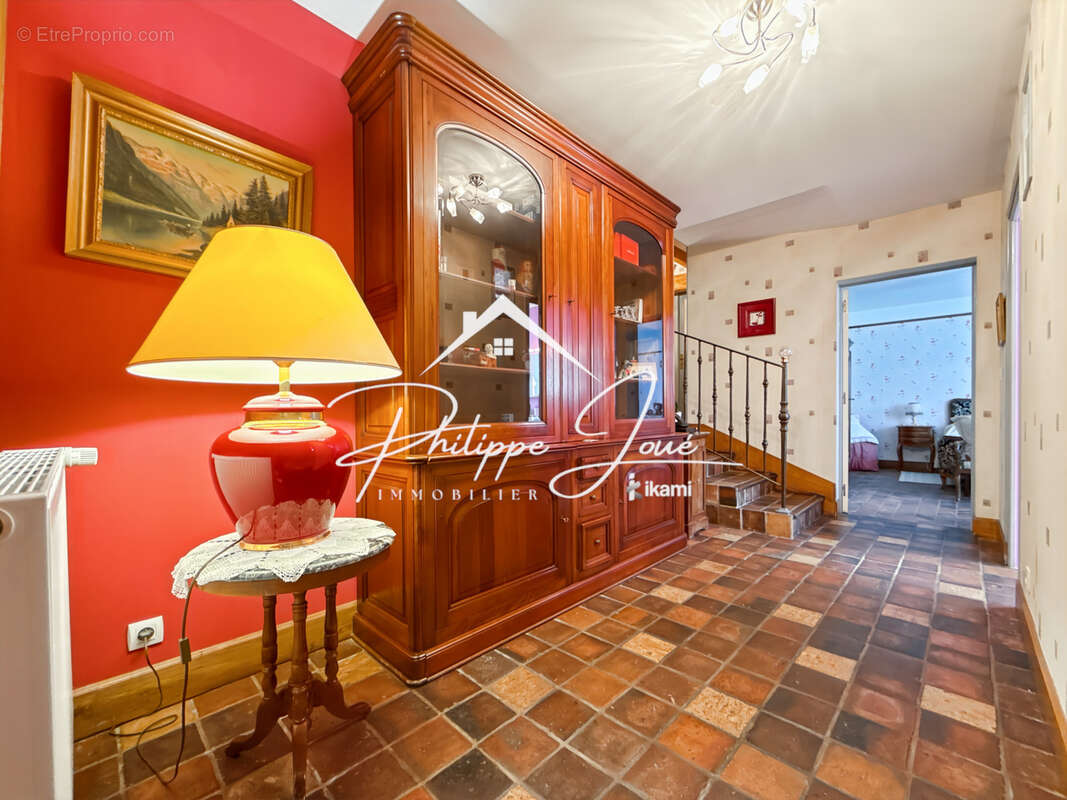 Maison à MALAY-LE-GRAND