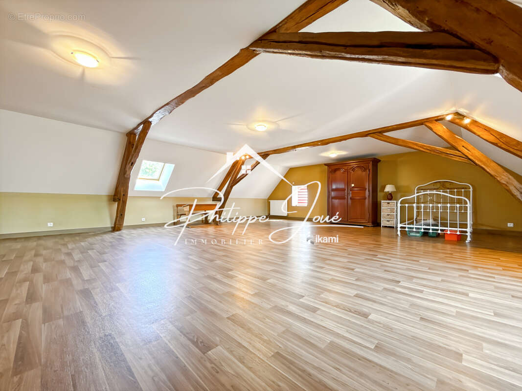 Maison à MALAY-LE-GRAND