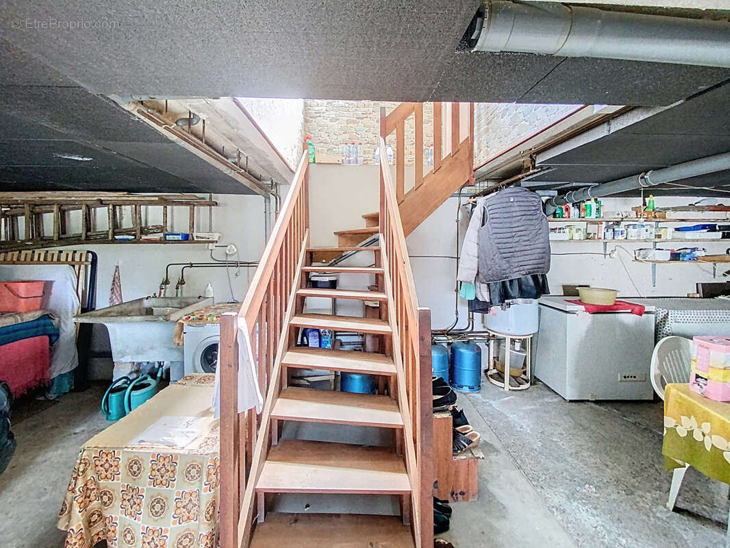 Maison à SAINT-YRIEIX-LA-PERCHE