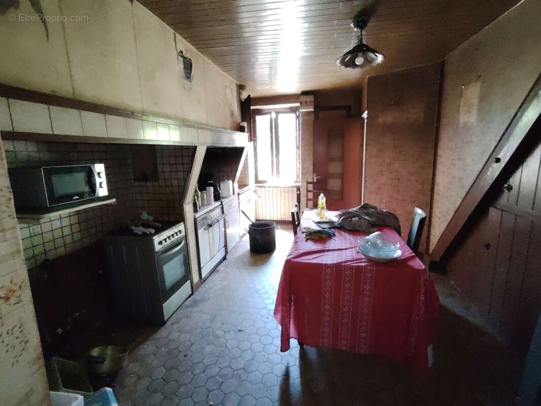 Maison à CHATEAU-CHERVIX