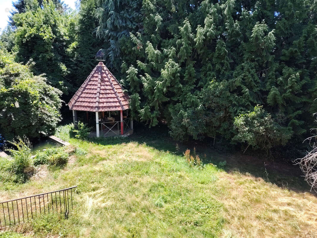 Maison à CHATEAU-CHERVIX