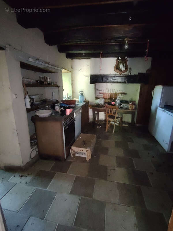 Maison à CHATEAU-CHERVIX