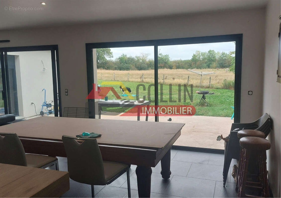 Maison à XERMAMENIL