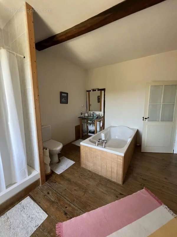 Maison à CASTELNAU-MAGNOAC