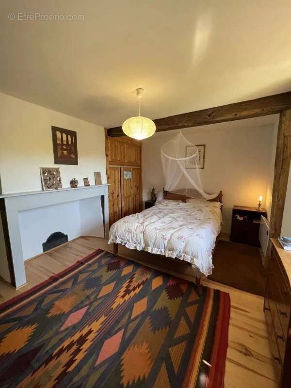 Maison à CASTELNAU-MAGNOAC