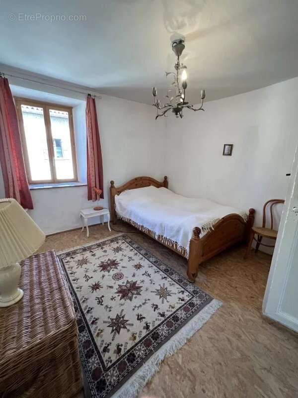 Maison à CASTELNAU-MAGNOAC