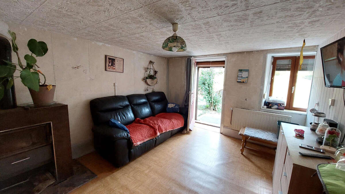 20250819_174957 - Maison à XERTIGNY