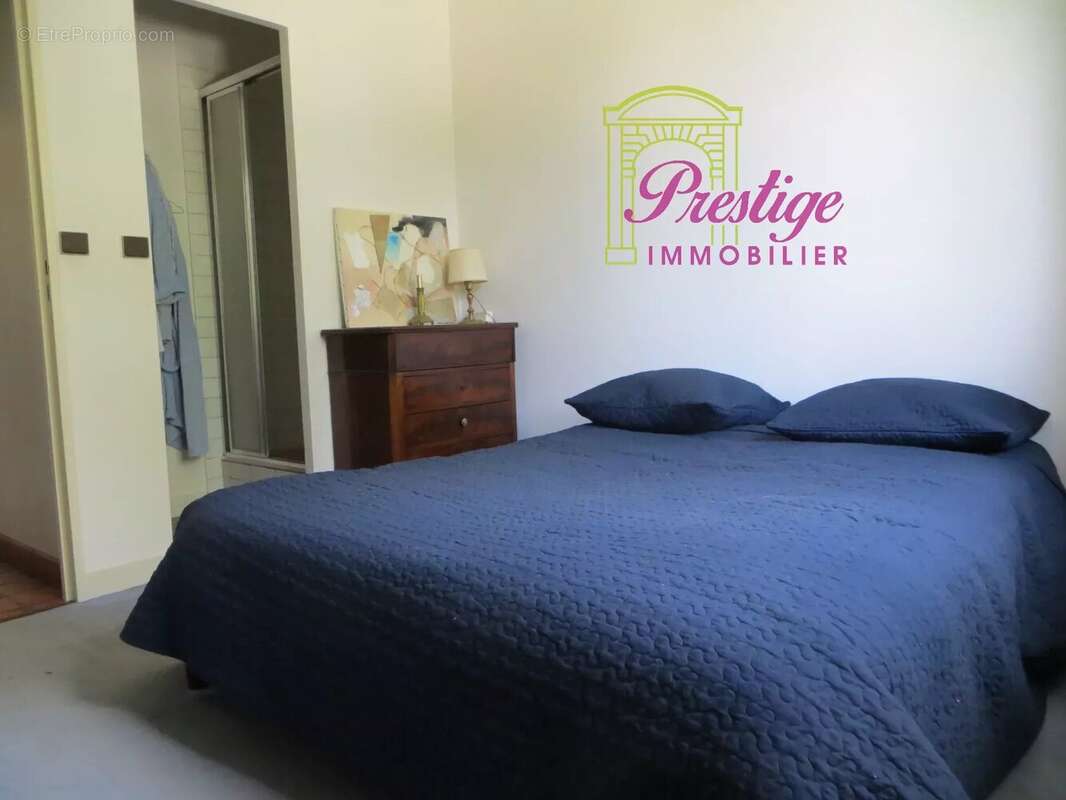 Maison à LE MESNIL-LE-ROI