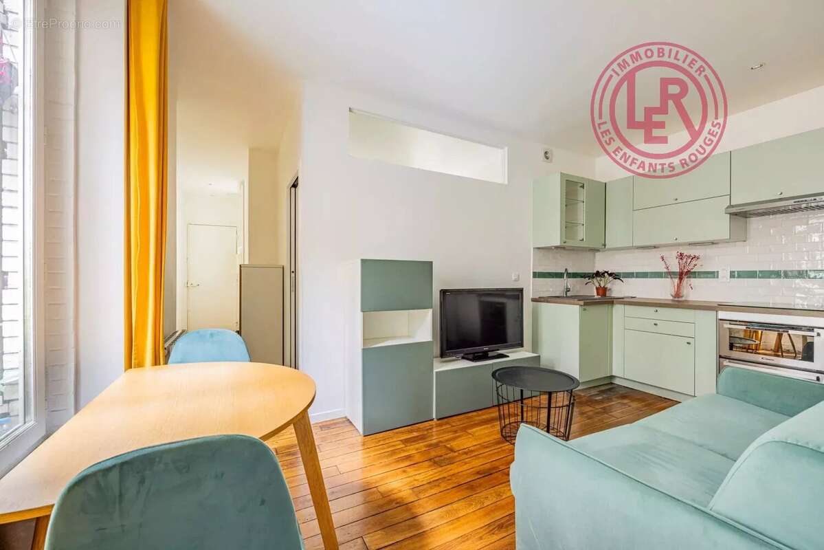 Appartement à PARIS-10E