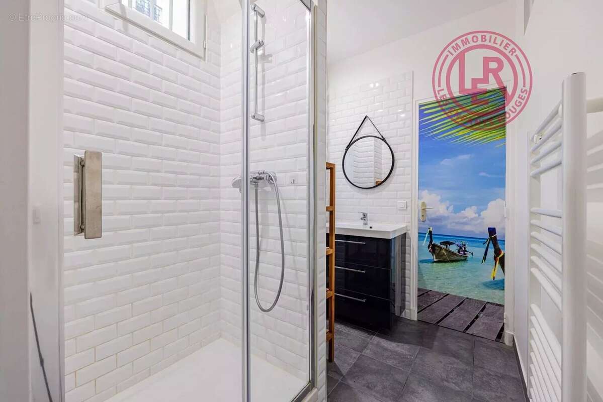 Appartement à PARIS-10E