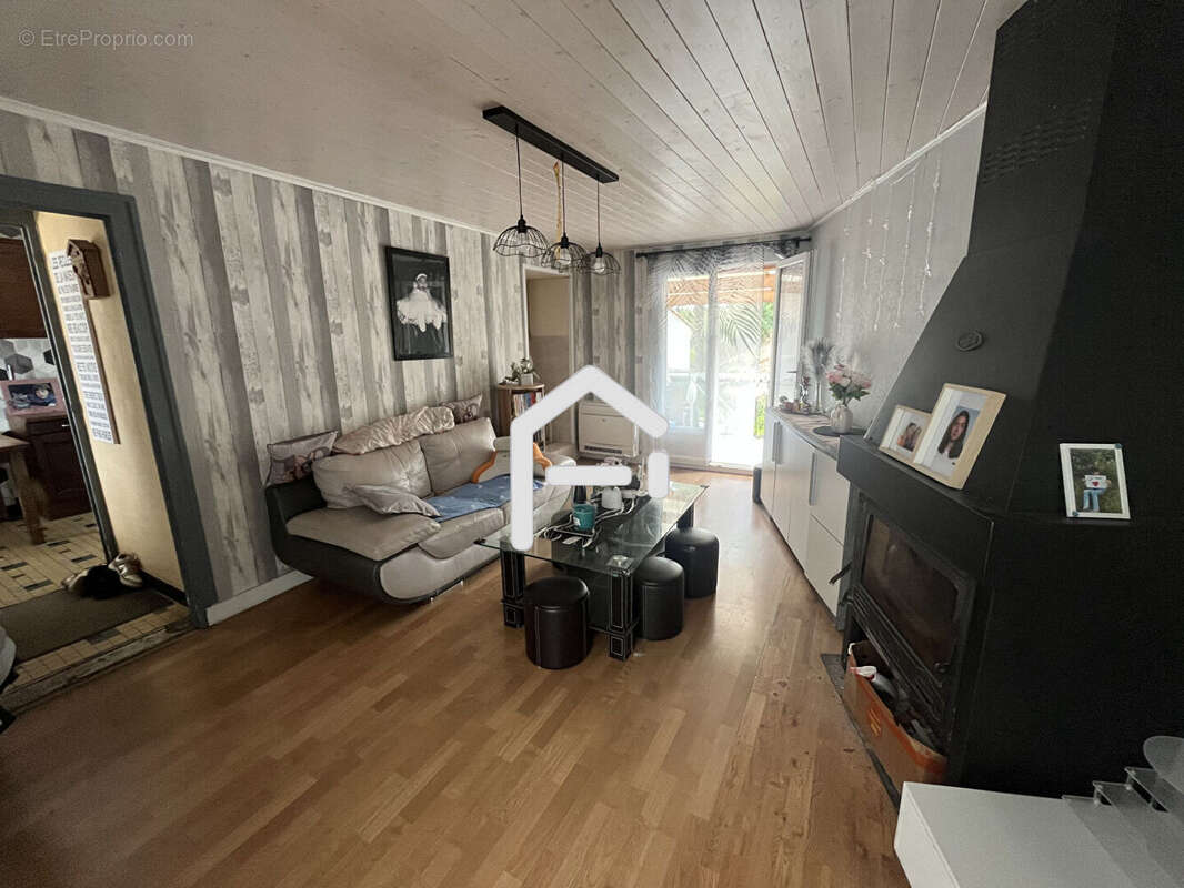 Maison à SAINT-VINCENT-SUR-GRAON