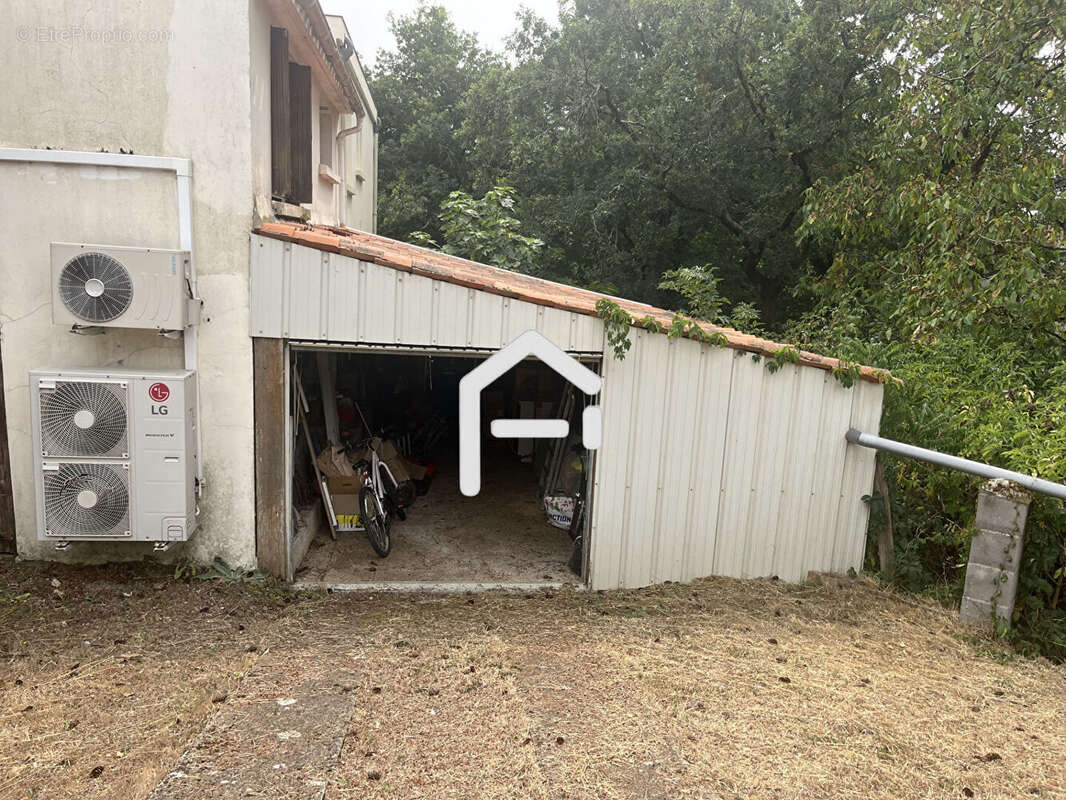 Maison à SAINT-VINCENT-SUR-GRAON