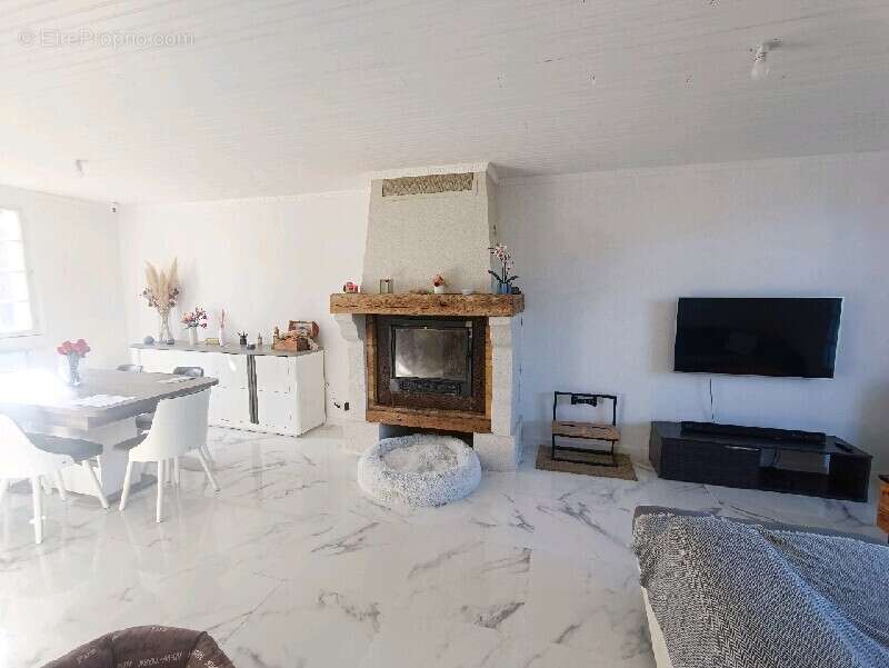 Maison à NONANCOURT