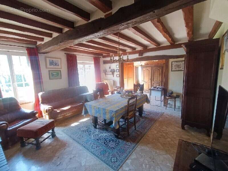 Maison à NONANCOURT