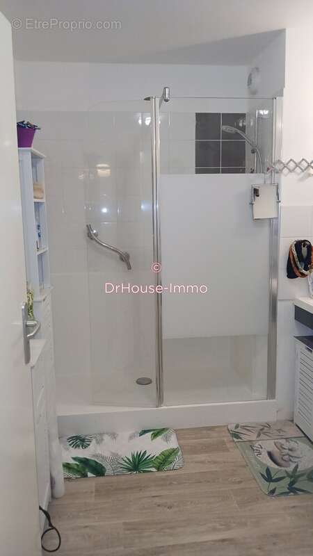 Appartement à PAREMPUYRE