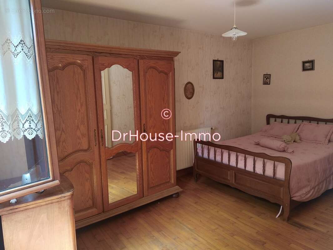 Maison à VILLEFRANCHE-DU-PERIGORD