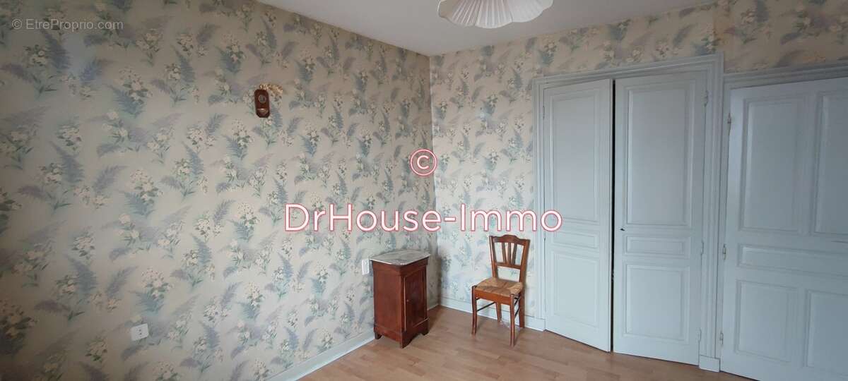 Maison à SAINT-GEORGES-D&#039;AURAC