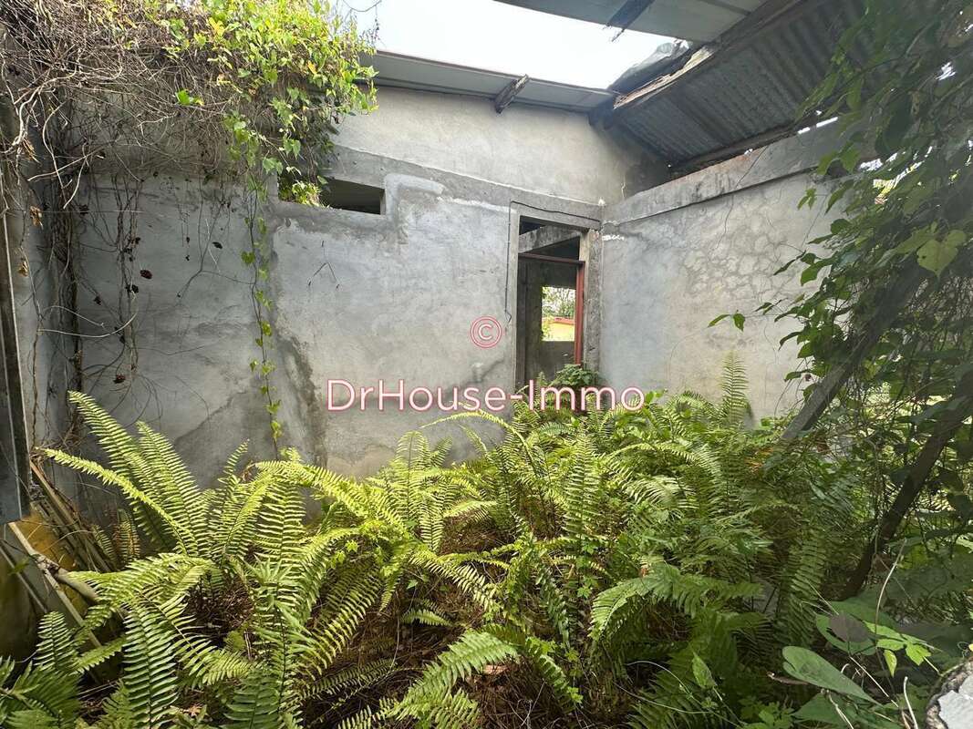 Terrain à LE LAMENTIN