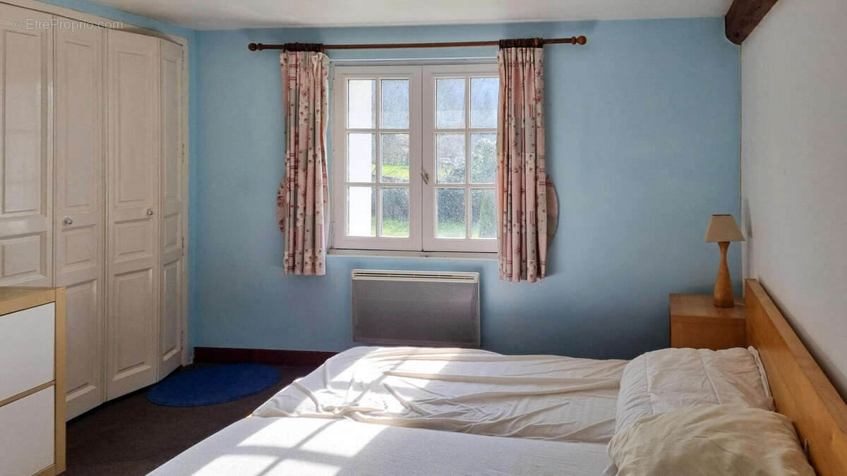 chambre - Maison à LABECEDE-LAURAGAIS