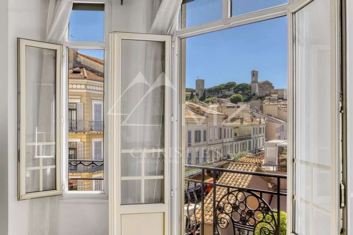 Appartement à CANNES