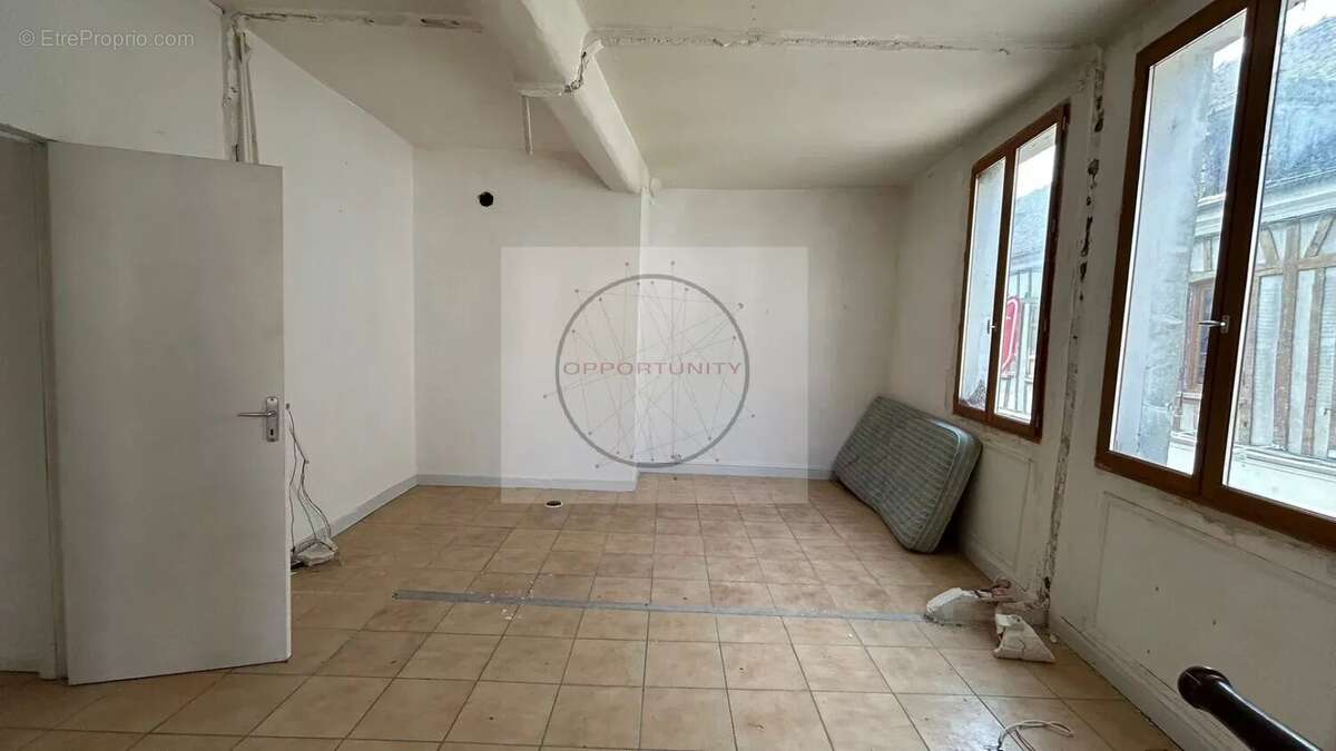 Appartement à BRAY-SUR-SEINE