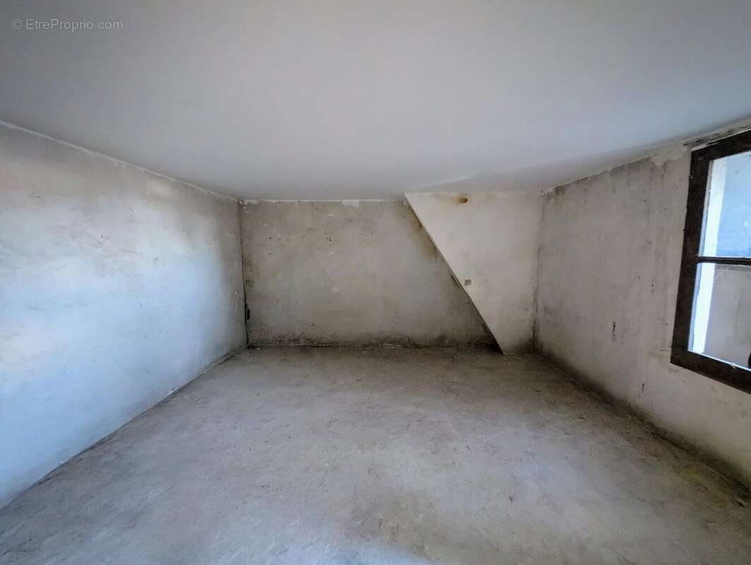 Maison à COULOMMIERS