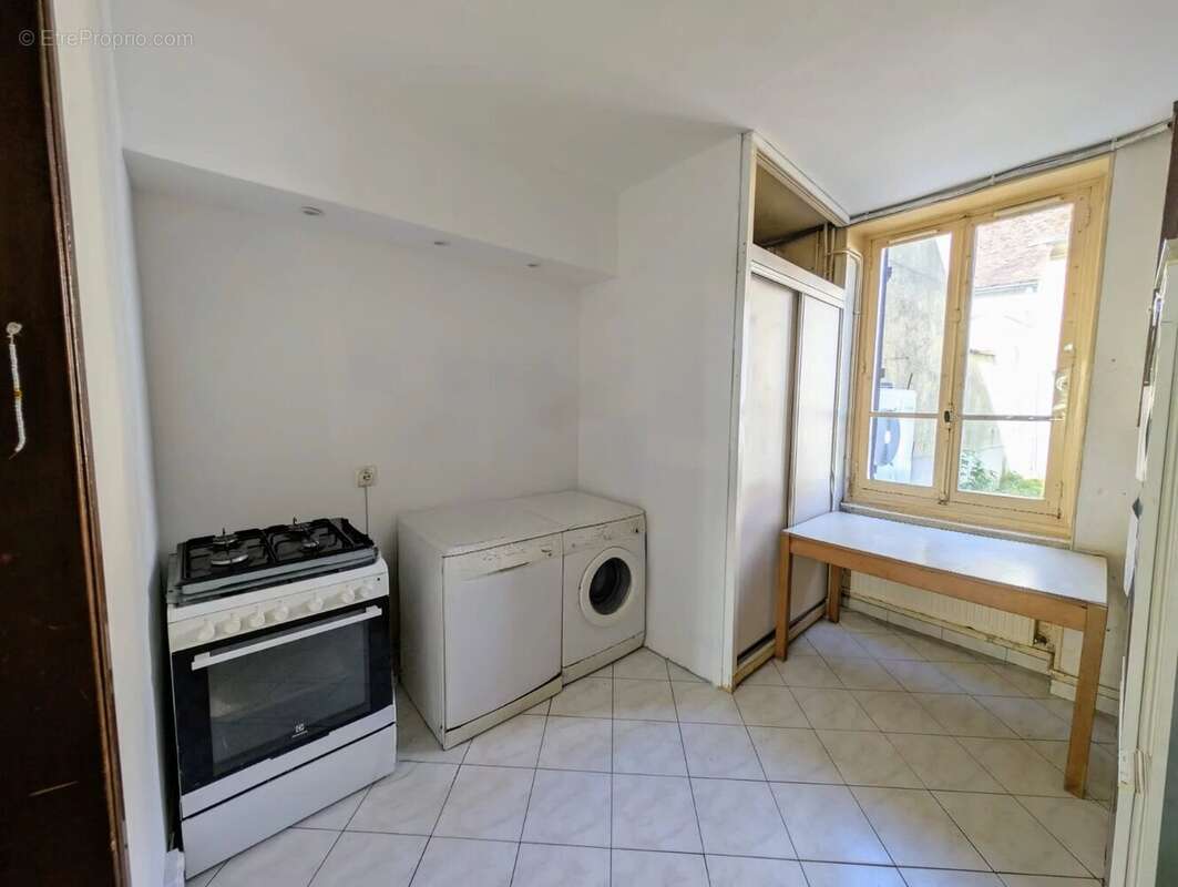 Maison à COULOMMIERS