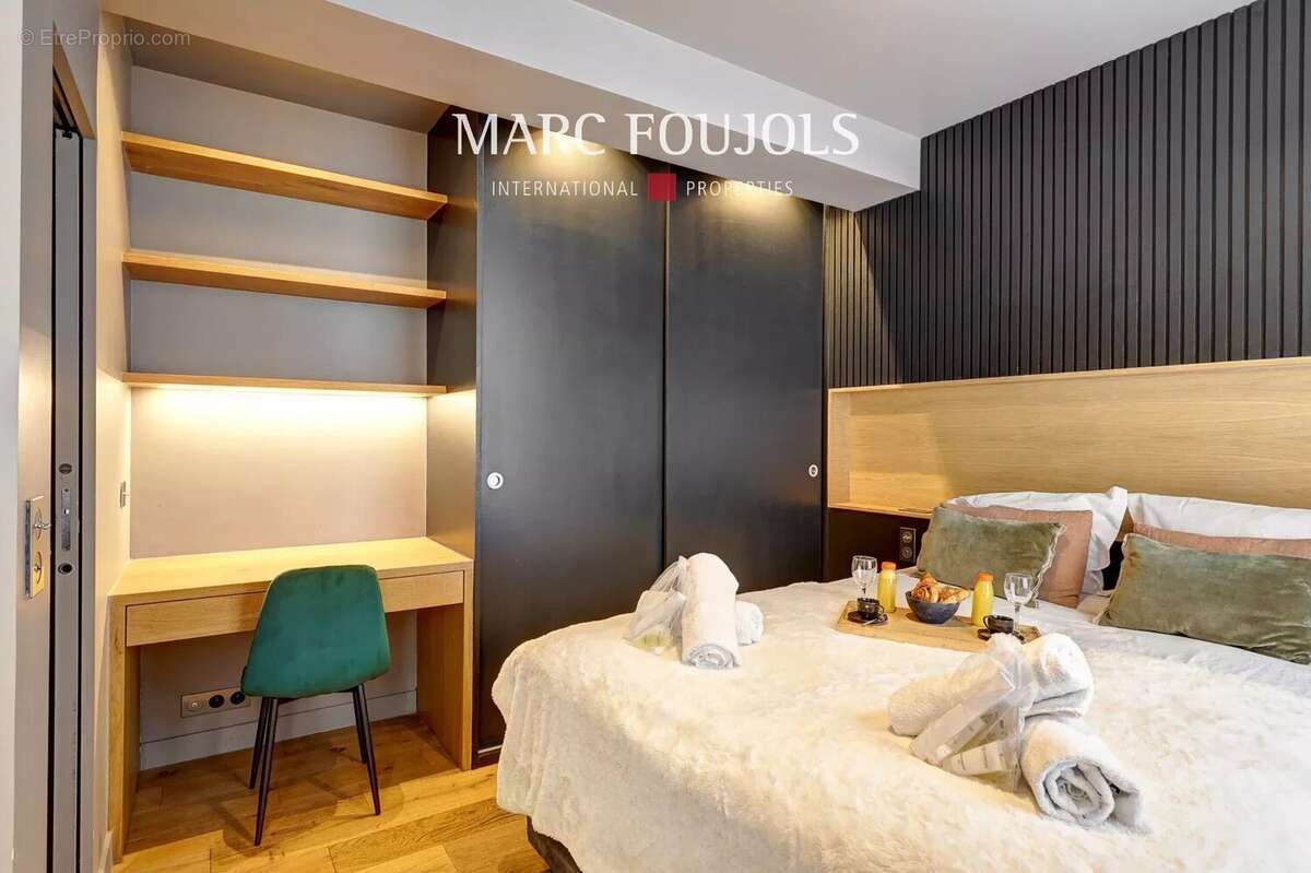 Appartement à PARIS-2E
