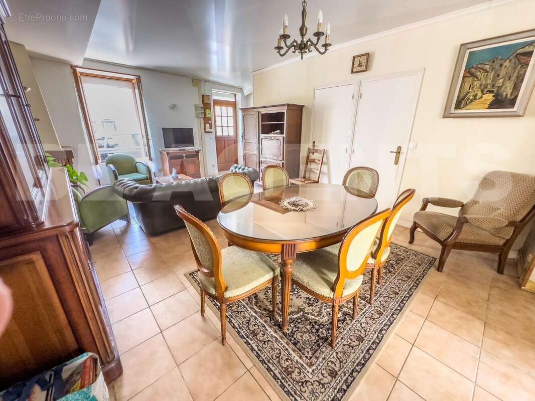 image6 - Maison à LIZY-SUR-OURCQ