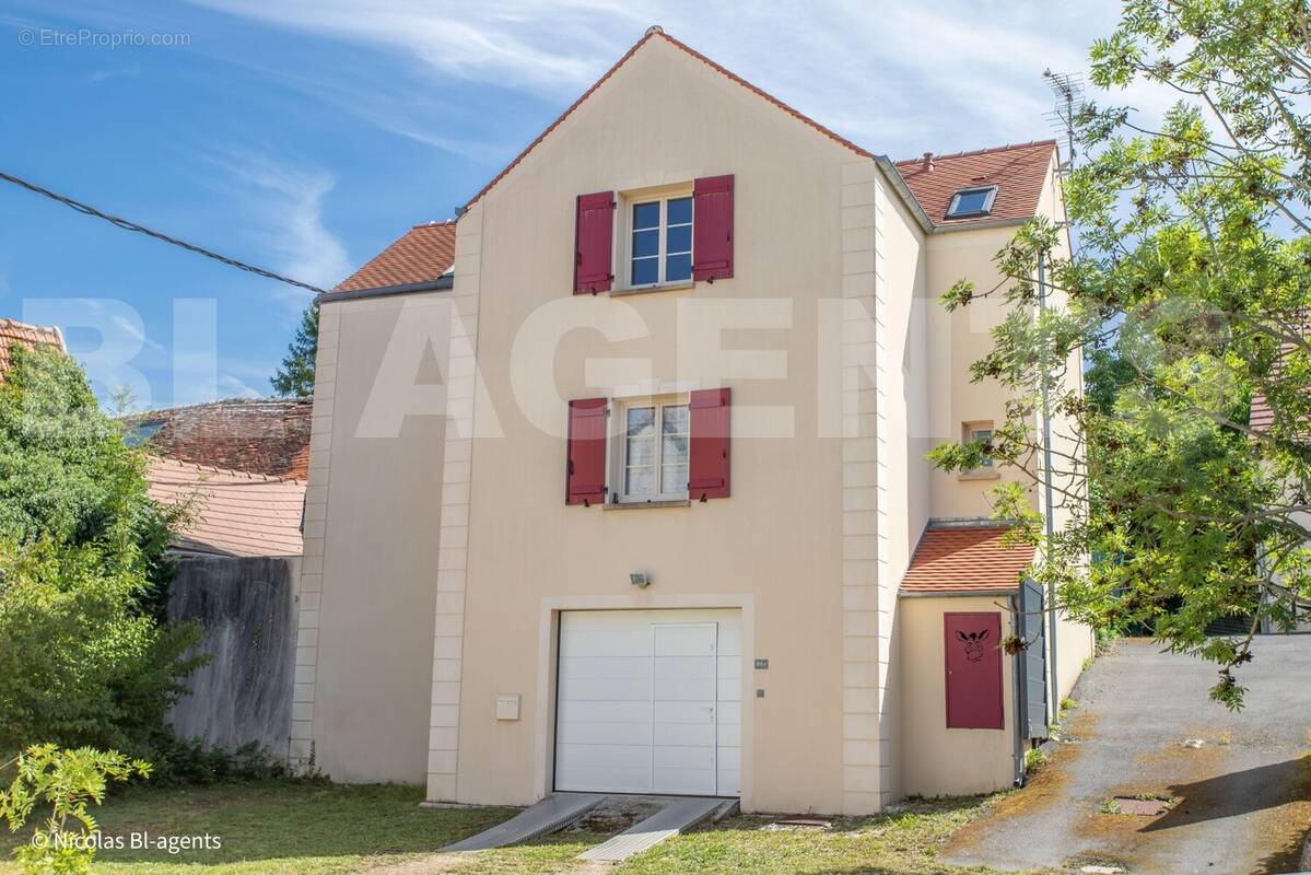 nico wieczorek-594 - Maison à LIZY-SUR-OURCQ