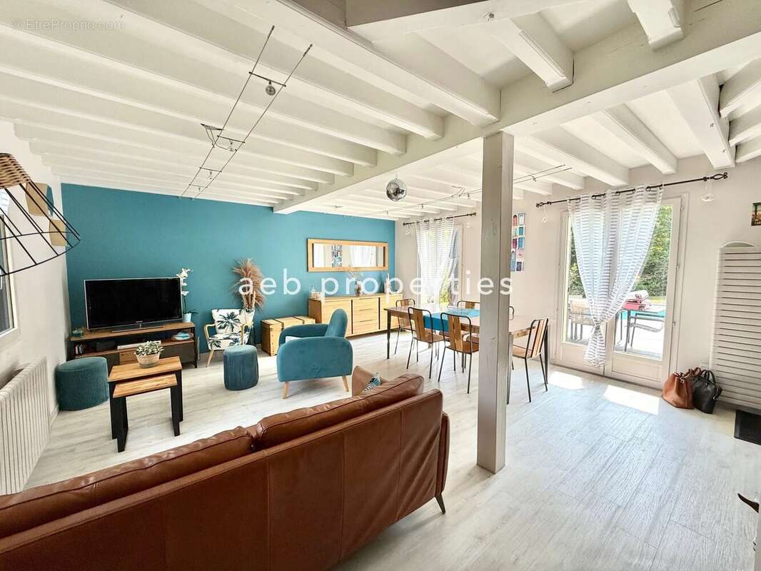 Maison à SAINT-ANDRE-LES-VERGERS