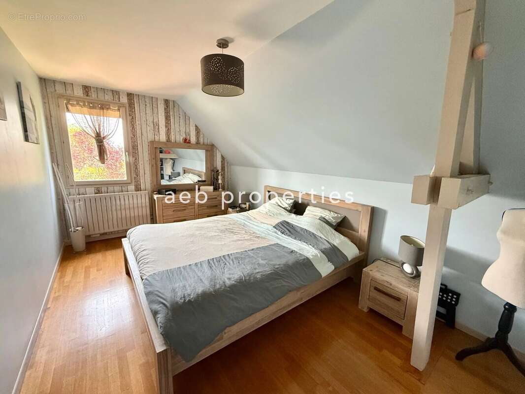 Maison à SAINT-ANDRE-LES-VERGERS