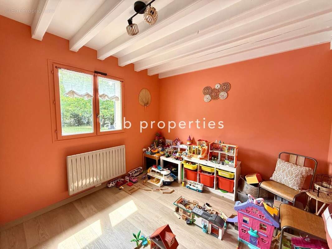 Maison à SAINT-ANDRE-LES-VERGERS