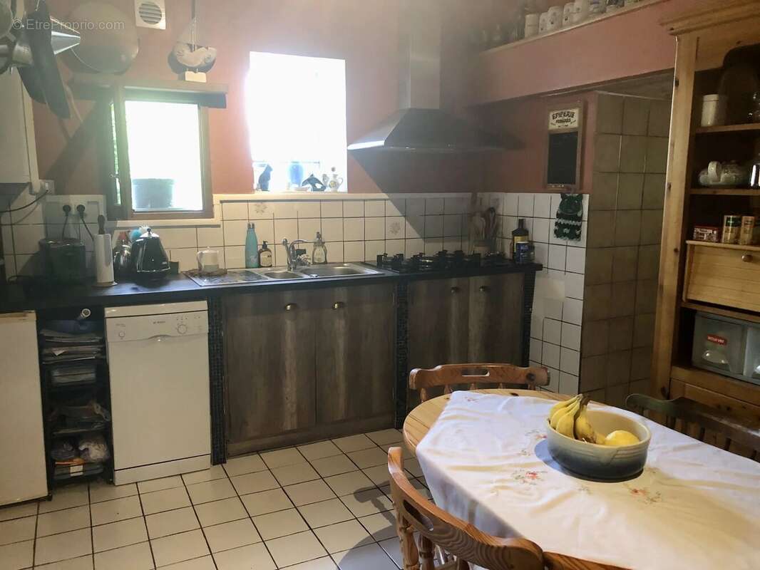 Maison à AZAT-LE-RIS