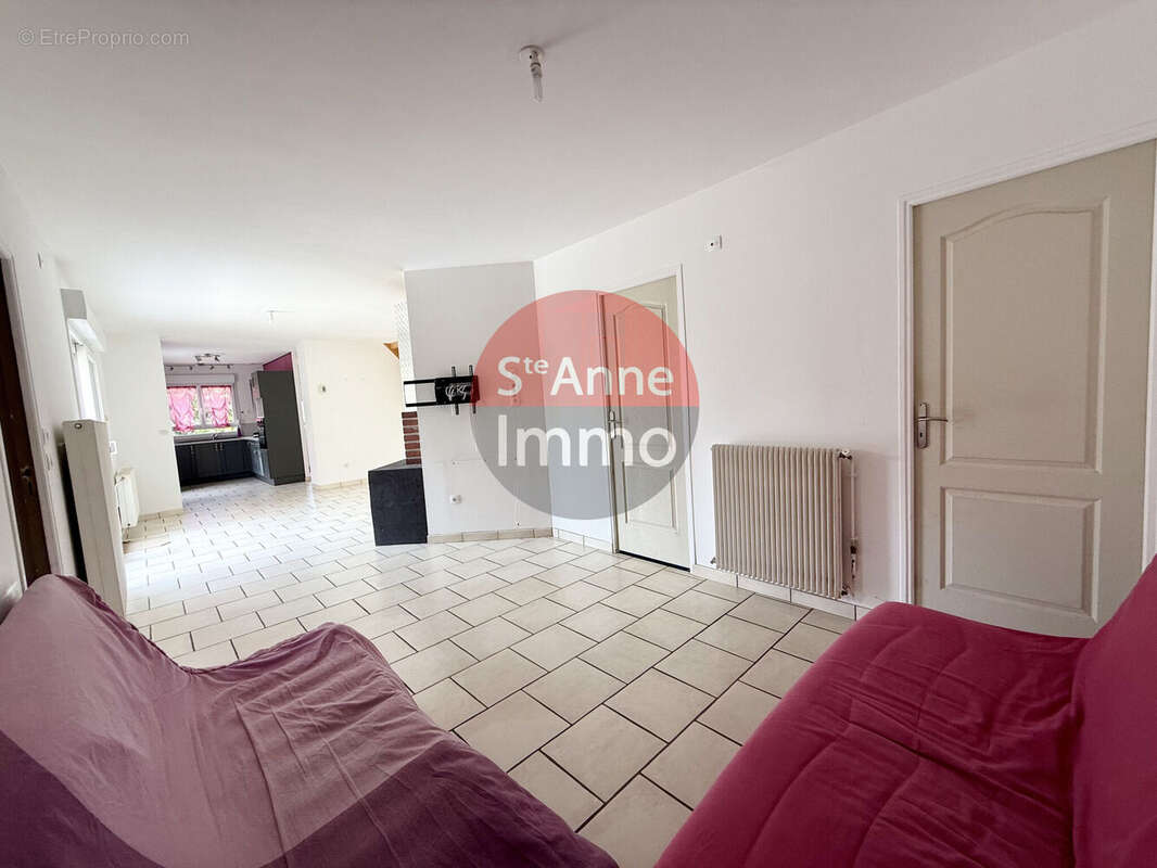 Photo 2 - Maison à ROSIERES-EN-SANTERRE