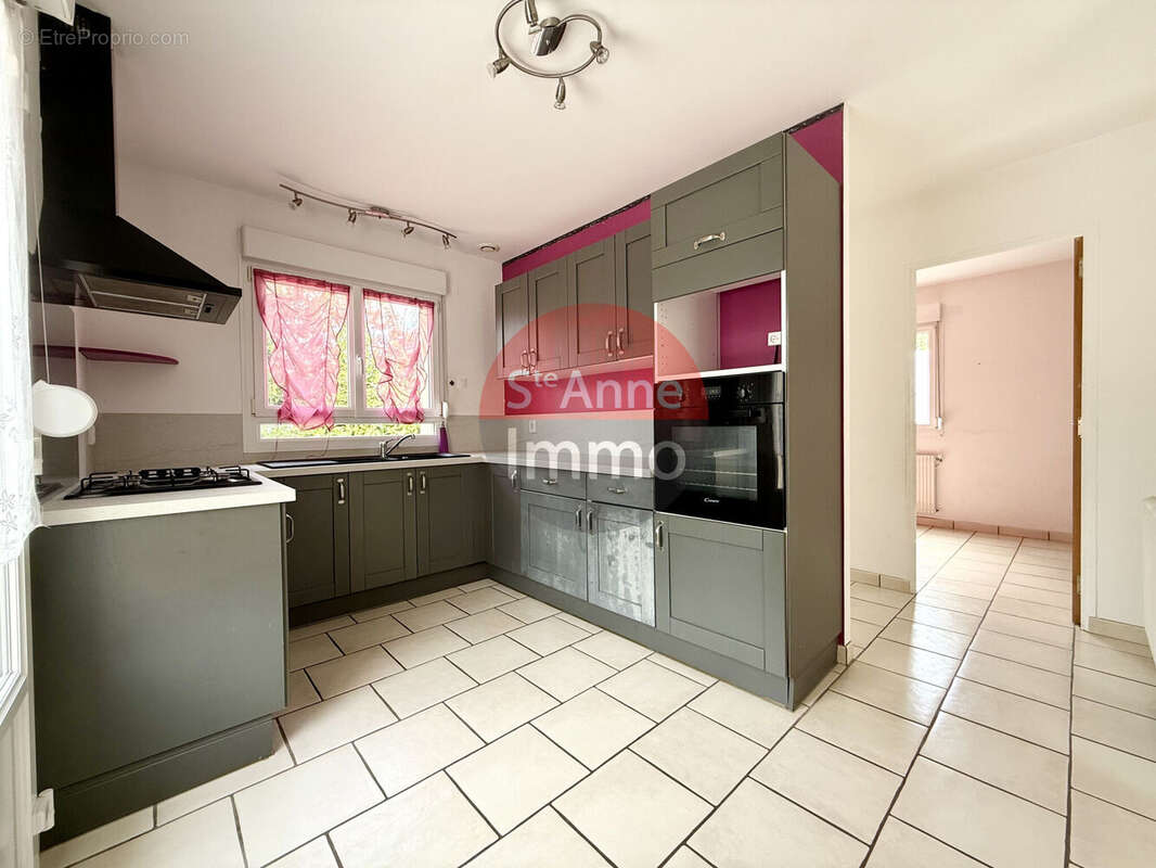 Photo 4 - Maison à ROSIERES-EN-SANTERRE