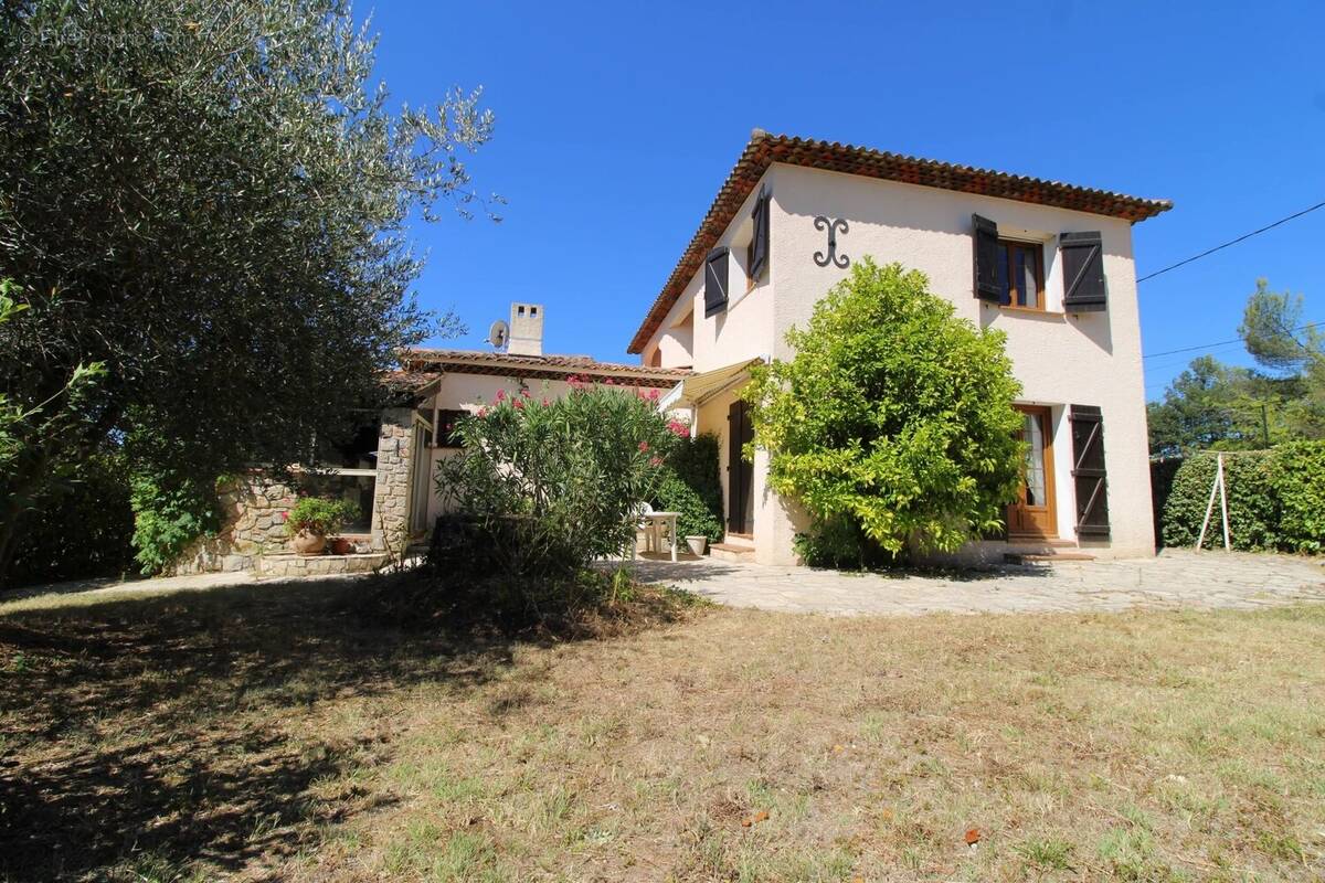 Maison à PIERREFEU-DU-VAR