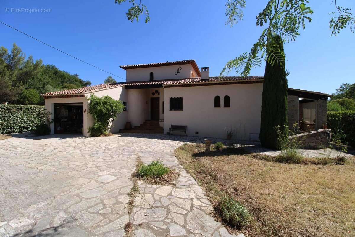 Maison à PIERREFEU-DU-VAR