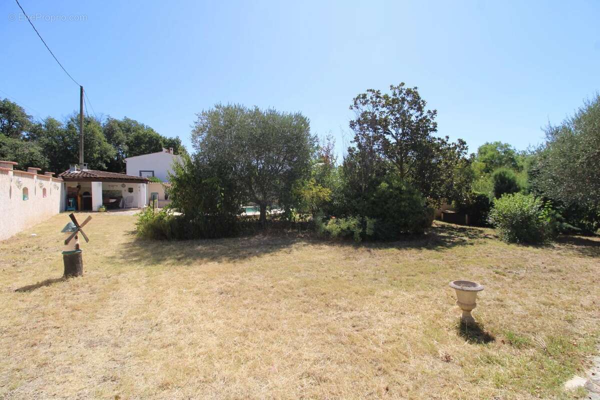 Maison à PIERREFEU-DU-VAR