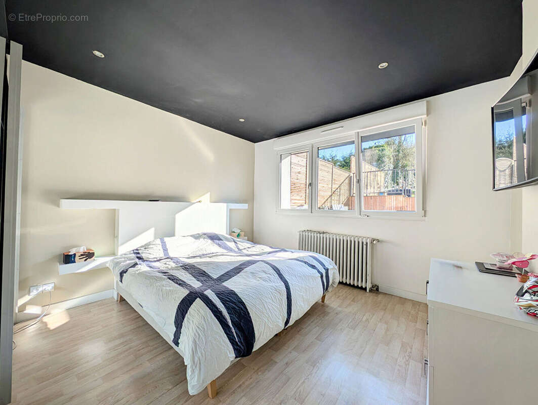 Maison à SAINT-MARTIN-BOULOGNE