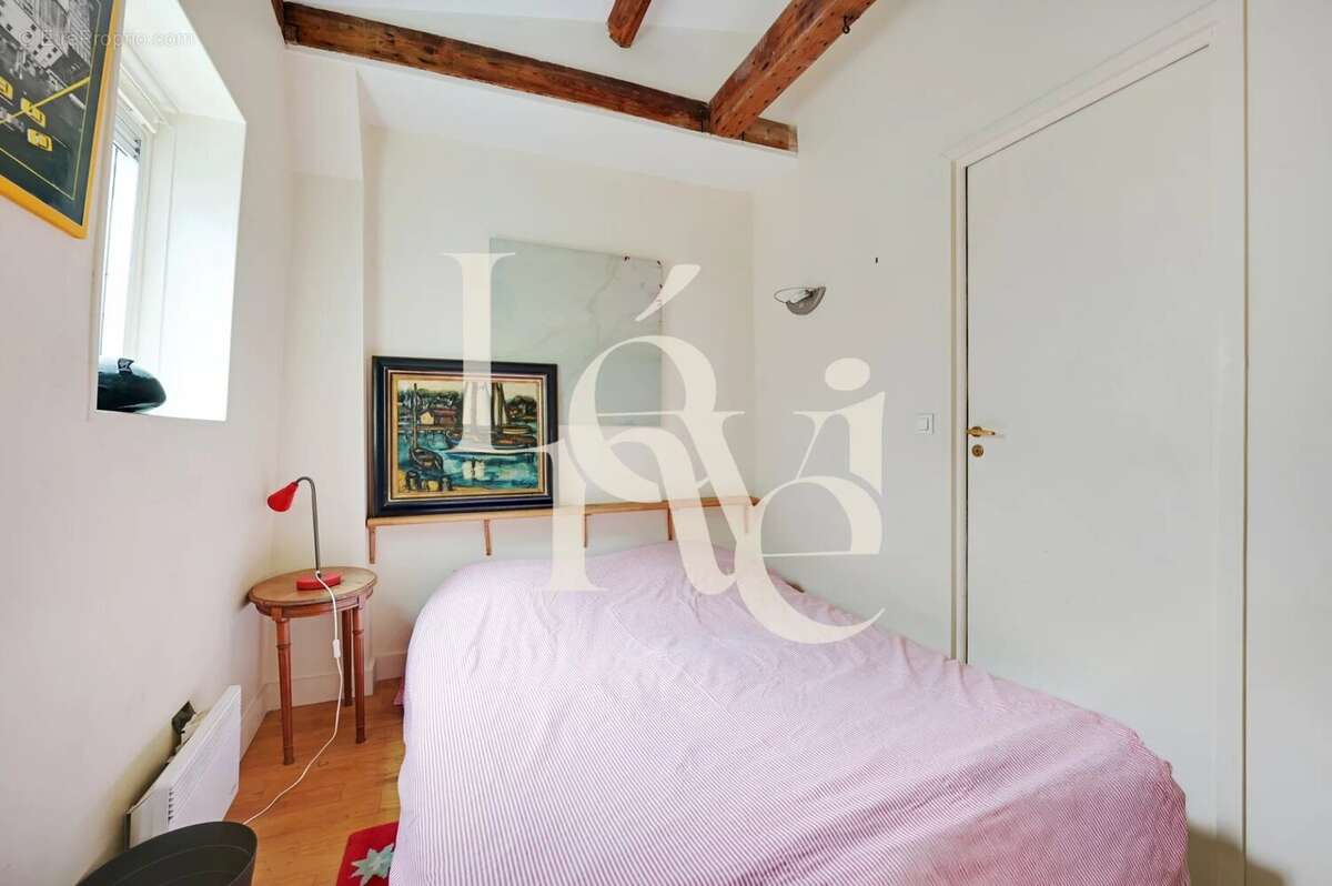 Appartement à PARIS-5E